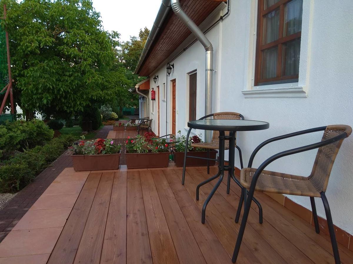 Nádas Panzió Tiszafüred Esterno foto