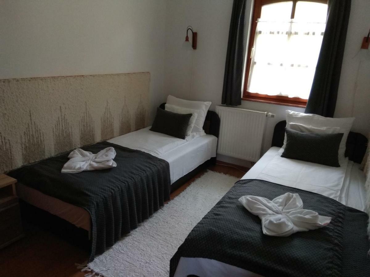 Nádas Panzió Tiszafüred Esterno foto