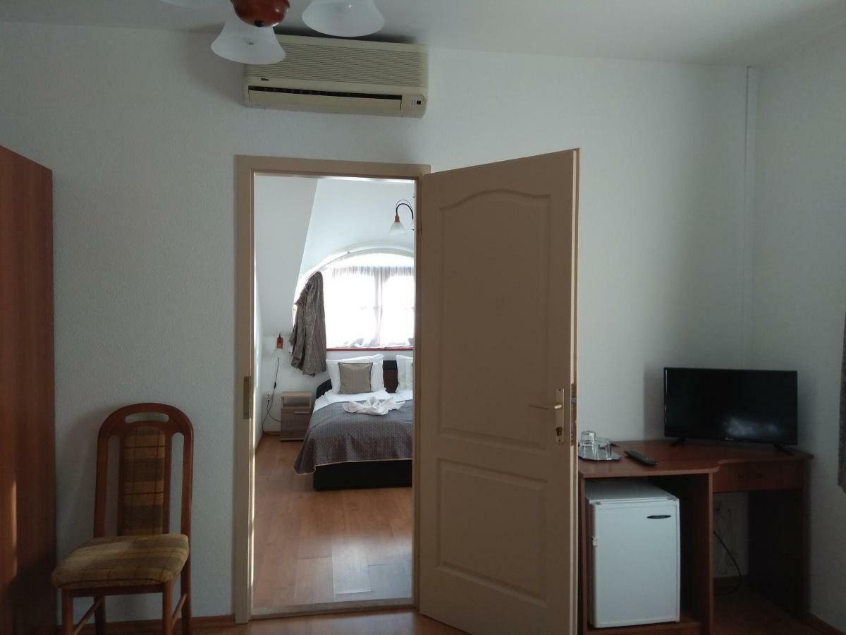 Nádas Panzió Tiszafüred Esterno foto