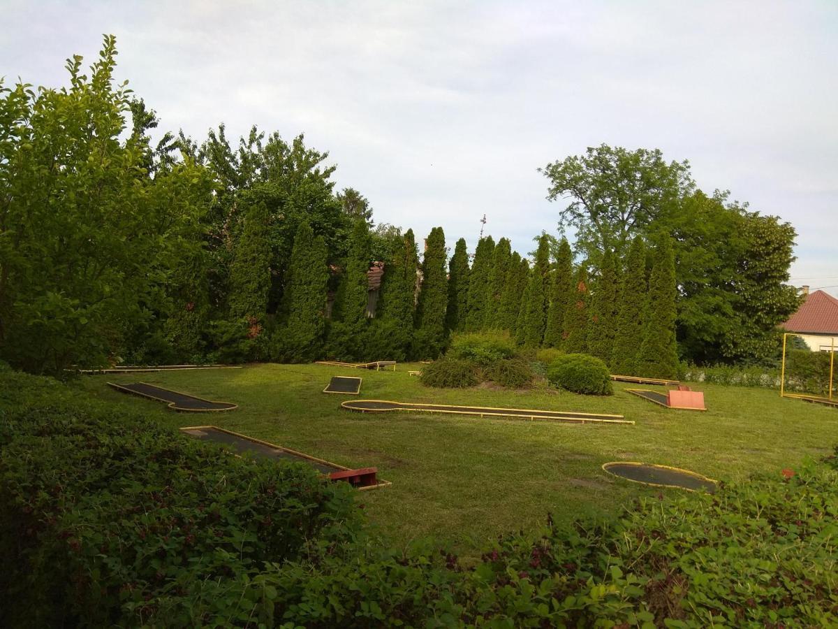 Nádas Panzió Tiszafüred Esterno foto